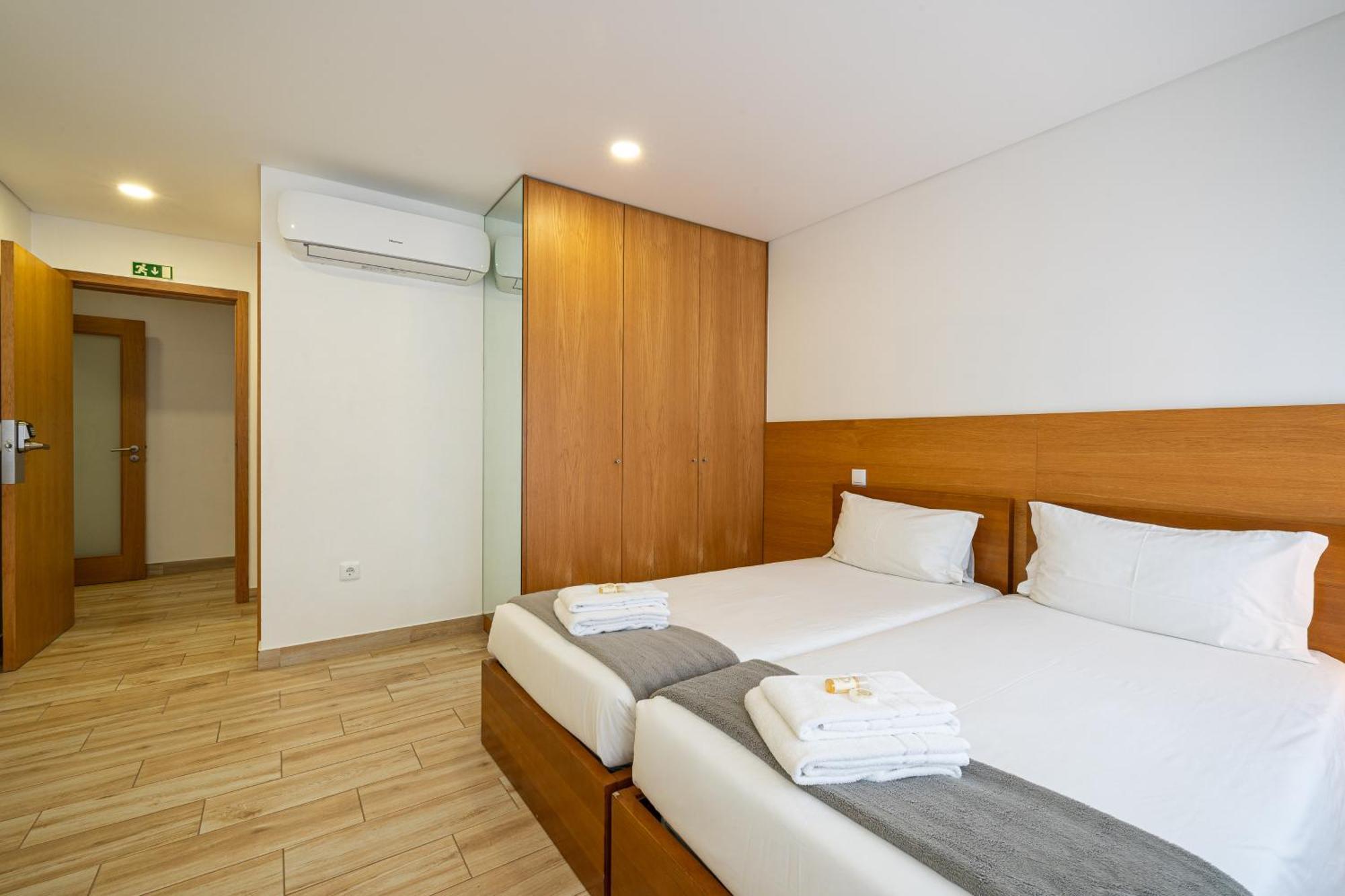 Central Suites Сан-Жуан-да-Мадейра Экстерьер фото